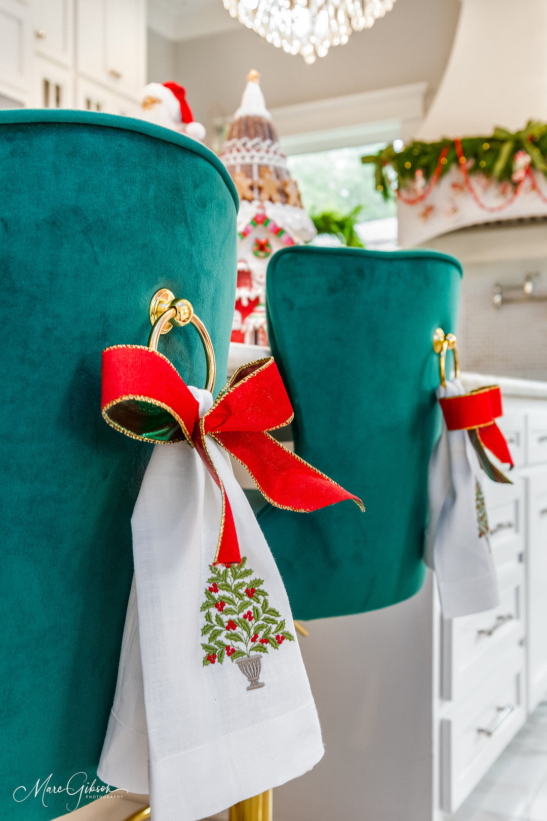 Embrace the Charm of Southern Christmas Décor