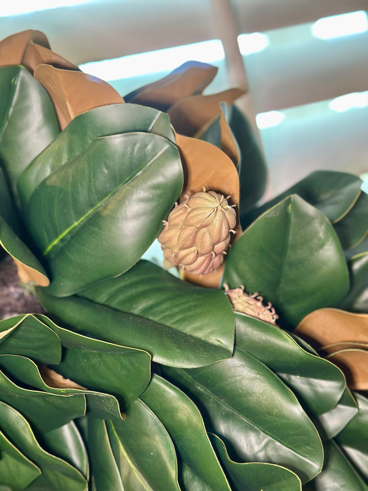 24" Live Look Magnolia Wreath