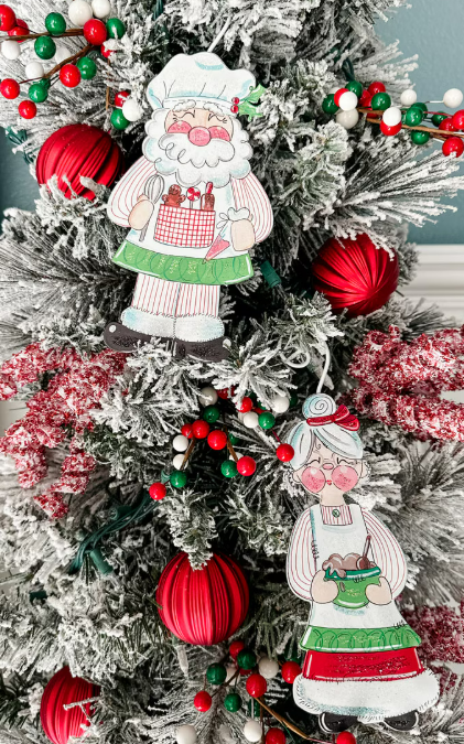 Mr. &amp; Mrs. Clause Ornaments - Set of 2